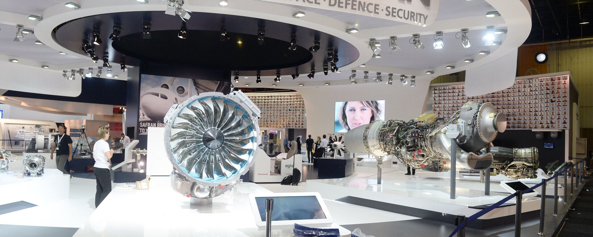 Stand of Safran at the 51st Paris Air Show - Le Bourget 2015 at Le Bourget exhibition center in France - Sputnik International, 1920, 17.06.2023