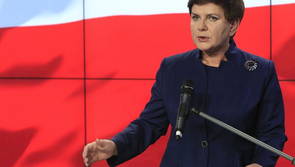 Candidate for the prime minister's post Beata Szydlo announces names for the new government in Warsaw, Poland, Monday, Nov. 9, 2015. - Sputnik International