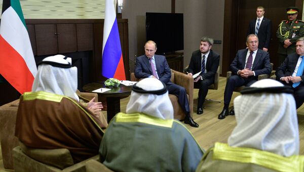Russian President Vladimir Putin meets with Emir of Kuwait Sabah Al-Ahmad Al-Jaber Al-Sabah - Sputnik International