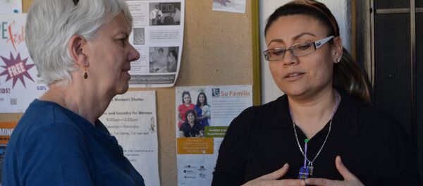 Woman Lived in Arizona Church for 461 Days in Terror of Being Deported Woman Lived in Arizona Church for 461 Days in Terror of Being Deported - Sputnik International