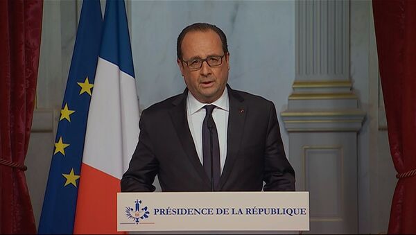 French President Francois Hollande addressing nation after Paris terrorist attacks - Sputnik International
