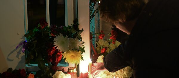 Flowers at French embassy in Moscow Flowers at French embassy in Moscow - Sputnik International