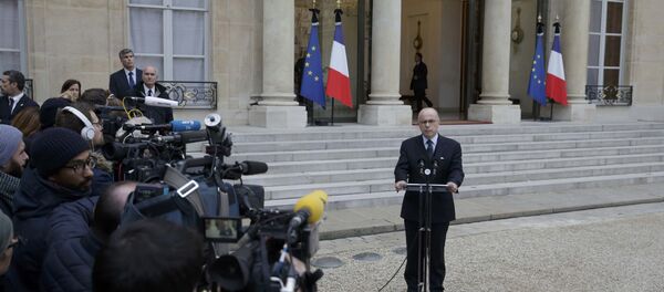 French Interior Minister Bernard Cazeneuve delivers a statement in the courtyard of the Elysee Palace in Paris, France, November 14, 2015, after an extraordinary ministers' meeting, the day after a series of deadly attacks in Paris French Interior Minister Bernard Cazeneuve delivers a statement in the courtyard of the Elysee Palace in Paris, France, November 14, 2015, after an extraordinary ministers' meeting, the day after a series of deadly attacks in Paris - Sputnik International