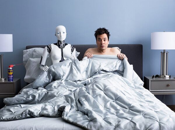 US TV Host Jimmy Fallon in Bed With A Robot US TV Host Jimmy Fallon in Bed With A Robot - Sputnik International