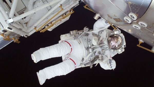 Astronaut in space - Sputnik International