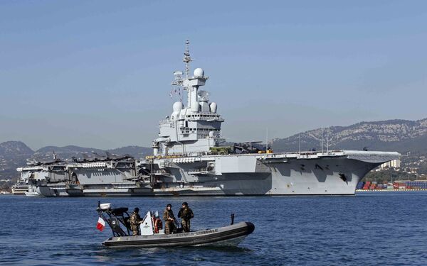 French Navy Flagship Will Return to Port Due to Coronavirus Symptoms on Board - Sputnik International