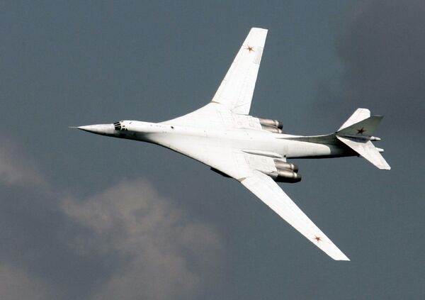 Tupolev Tu-160 strategic bomber Tupolev Tu-160 strategic bomber - Sputnik International