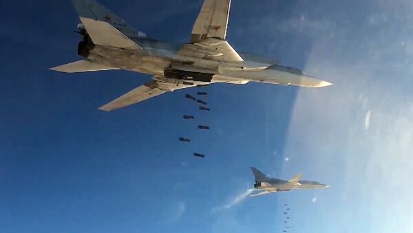 Tu-22 strategic bombers of Russia's Aerospace Defense Forces set to hit ISIS targets in Syria - Sputnik International