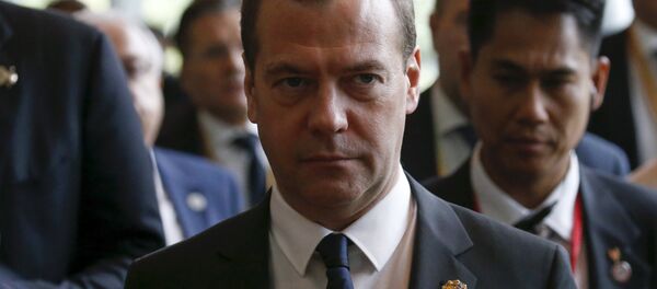 Russian Prime Minister Dmitry Medvedev leaves the East Asia Summit (EAS) meeting in Kuala Lumpur, Malaysia November 22, 2015 - Sputnik International