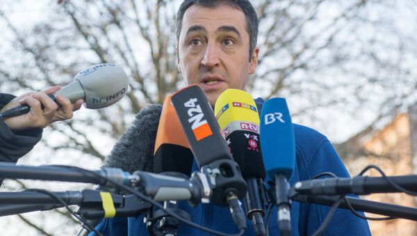 Green Party co-chairman Cem Ozdemir gives a statement in Berlin. file photo - Sputnik International