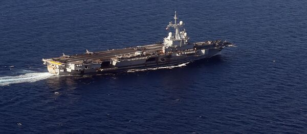 A picture taken on November 21, 2015 shows an aerial view of the aircraft carrier Charles-de-Gaulle A picture taken on November 21, 2015 shows an aerial view of the aircraft carrier Charles-de-Gaulle - Sputnik International