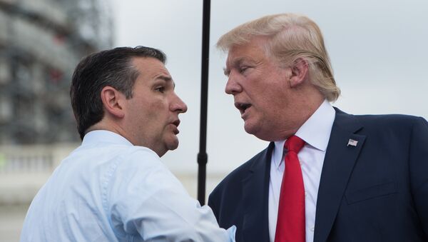 US Republican presidential candidate Donald Trump (R) and  Republican candidate Ted Cruz - Sputnik International