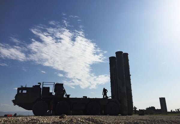 Russia's S-400 advanced air defense systems deployed in Syria Russia's S-400 advanced air defense systems deployed in Syria - Sputnik International