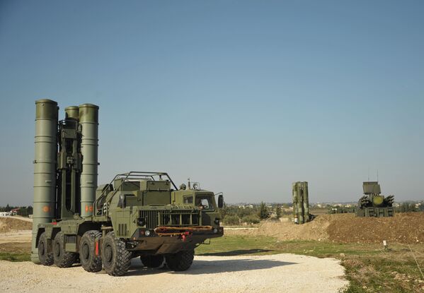 On Combat Duty: S-400 at Russian Airbase in Syria - Sputnik International