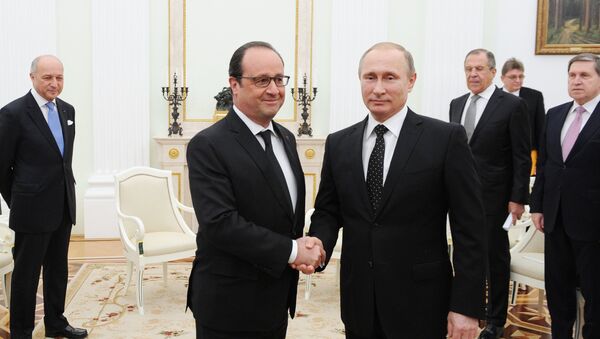 President Putin meets with French President Francois Hollande - Sputnik International