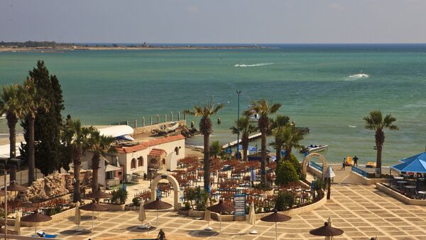 A beach of a resort hotel in Latakia - Sputnik International