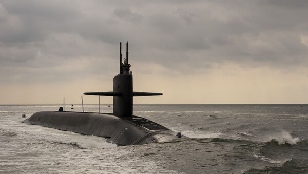 Ohio-class ballistic missile submarine USS Maryland (SSBN 738) transits the Saint Marys River - Sputnik International