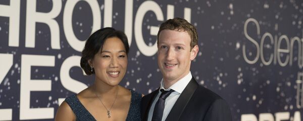 Priscilla Chan and Mark Zuckerberg arrive at the 2nd Annual Breakthrough Prize Award Ceremony at the NASA Ames Research Center in Mountain View, Calif. Priscilla Chan and Mark Zuckerberg arrive at the 2nd Annual Breakthrough Prize Award Ceremony at the NASA Ames Research Center in Mountain View, Calif. - Sputnik International
