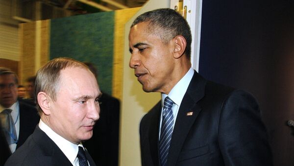 Presidents Vladimir Putin (left) of Russia and Barack Obama (center) of the United States taking part in the 2015 Paris Climate Conference - United Nations Framework Convention on Climate Change, November 30, 2015 - Sputnik International