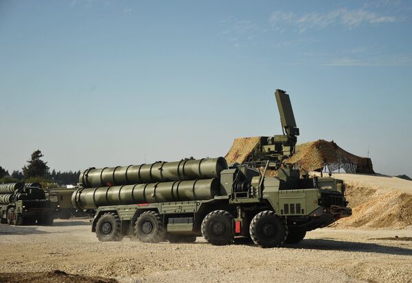 Russia deploys S-400 air defence missile system in Syria Russia deploys S-400 air defence missile system in Syria - Sputnik International