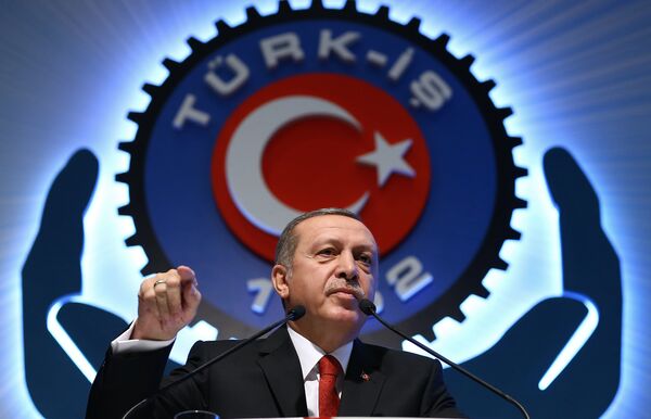 Turkey's President Recep Tayyip Erdogan addresses a labor union meeting in Ankara, Turkey, Thursday, Dec. 3, 2015. Turkey's President Recep Tayyip Erdogan addresses a labor union meeting in Ankara, Turkey, Thursday, Dec. 3, 2015. - Sputnik International
