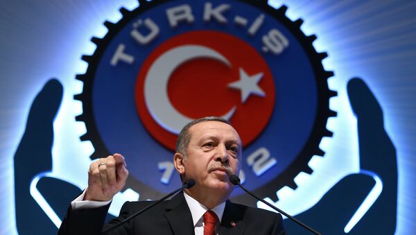 Turkey's President Recep Tayyip Erdogan addresses a labor union meeting in Ankara, Turkey, Thursday, Dec. 3, 2015. - Sputnik International