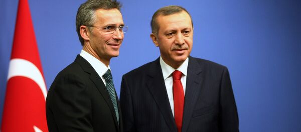 Jens Stoltenberg shakes hands with Recep Tayyip Erdogan - Sputnik International