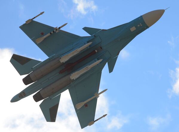 Winged Death: Su-34 and Su-35 Russian Military Aircraft - Sputnik International