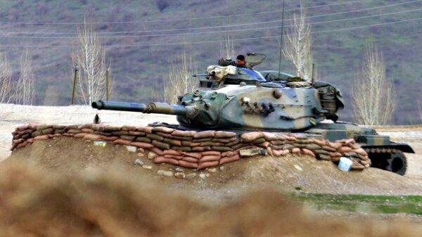 Turkish Army tank stands ready near the village of Bamarni in northern Iraq, 30km beyond the Turkey-Iraq border - Sputnik International