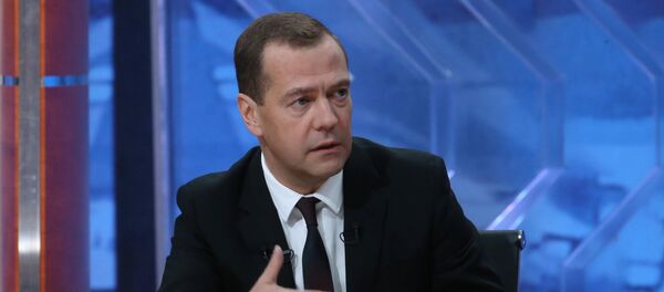 Dmitry Medvedev interviewed by Russian TV channels - Sputnik International