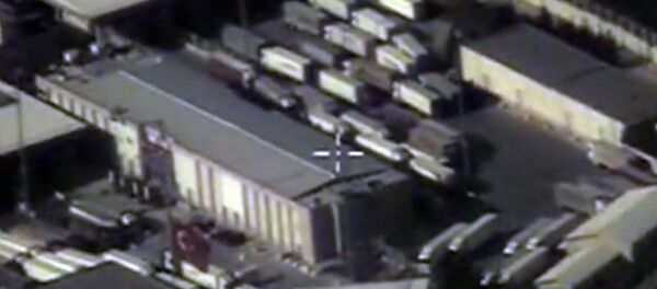 Unobstructed passage of the Syrian-Turkish border by heavy trucks near Reyhanli Unobstructed passage of the Syrian-Turkish border by heavy trucks near Reyhanli - Sputnik International