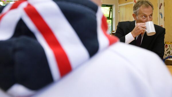 Former Prime Minister Tony Blair takes a drink - Sputnik International
