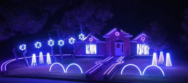 2015 Johnson Family Dubstep Christmas Light Show - Featured on ABC's The Great Christmas Light Fight 2015 Johnson Family Dubstep Christmas Light Show - Featured on ABC's The Great Christmas Light Fight - Sputnik International