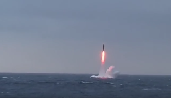 Launch of the R-29RMU Sineva ICBM. Launch of the R-29RMU Sineva ICBM. - Sputnik International