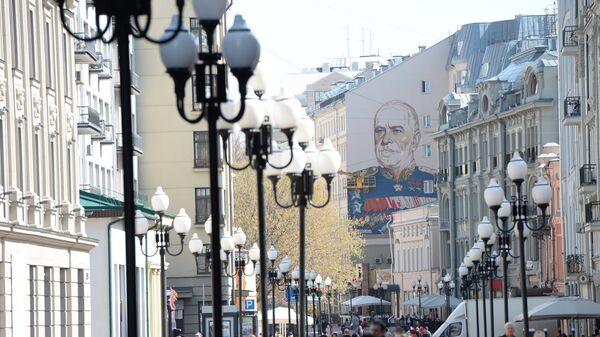 Graffiti with Marshal Georgy Zhukov on Moscow's Arbat Street - Sputnik International