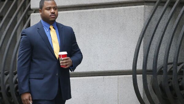 William Porter, one of six Baltimore city police officers charged in connection to the death of Freddie Gray, arrives at a courthouse for jury selection in his trial in Baltimore. - Sputnik International