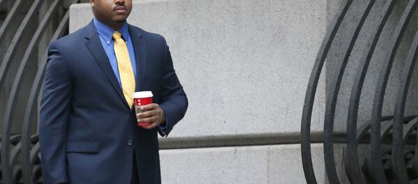 William Porter, one of six Baltimore city police officers charged in connection to the death of Freddie Gray, arrives at a courthouse for jury selection in his trial in Baltimore. - Sputnik International