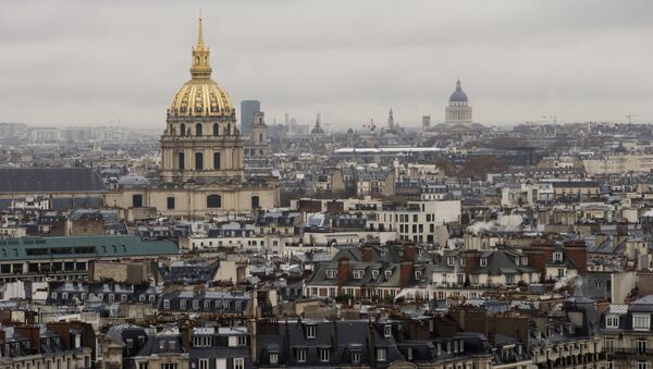 This picture taken on November 20, 2015 shows an aerial view of buildings, the dome of Les Invalides' chapel and the Pantheon in Paris - Sputnik International