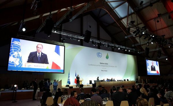 Russian President Vladimir Putin Speaks at Climate Change Summit in Paris Russian President Vladimir Putin Speaks at Climate Change Summit in Paris - Sputnik International