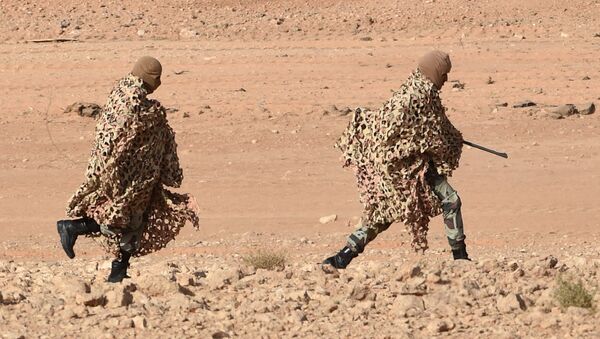 Snipers of Saudi Special forces run before taking a position during anti-terrorist exercises (File) - Sputnik International