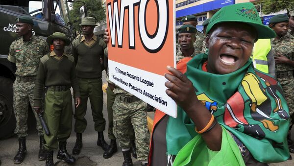 A women protests against the World Trade Organization (WTO) in Kenya's capital Nairobi December 17, 2015 - Sputnik International