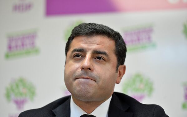 Co-chair of the pro-Kurdish People's Democratic Party (HDP) Selahattin Demirtas. - Sputnik International