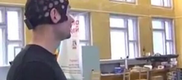 Russian scientists have developed a quadcopter that can be controlled by the power of the mind using brain impulses Russian scientists have developed a quadcopter that can be controlled by the power of the mind using brain impulses - Sputnik International