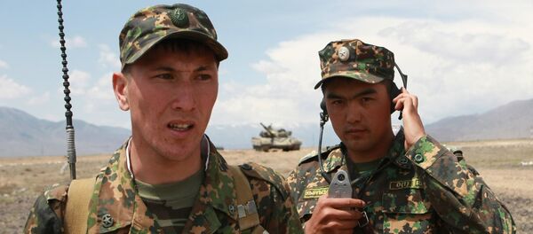 Drill of Kyrgyzstan's tank regiment Drill of Kyrgyzstan's tank regiment - Sputnik International