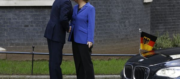 Cameron and Merkel secret meeting - Sputnik International