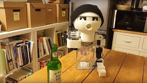 Robot Drinky - a robotic drinking buddy. - Sputnik International
