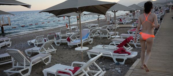 Russian tourists in Antalya. file photo - Sputnik International