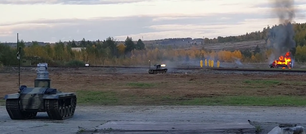 Tech Noir: Russian Army to Receive Next Generation Combat Robots in 2016 - Sputnik International