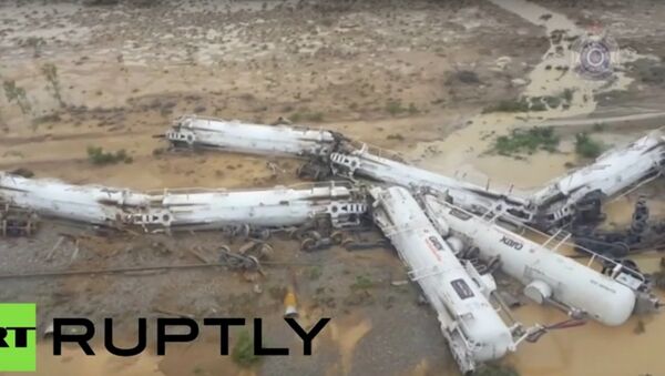 Freight train carrying sulphuric acid derails in Australia - Sputnik International