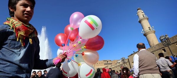 Iraqi Kurds gather near the Arbil Citadel in the center of the autonomous Kurdish region of northern Iraq Iraqi Kurds gather near the Arbil Citadel in the center of the autonomous Kurdish region of northern Iraq - Sputnik International